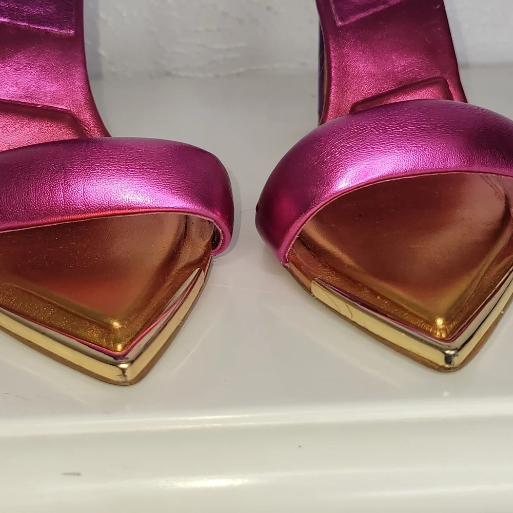 Aldo Heels Pink and Purple Ombre with Gold Point Toe Women's Size 6.5